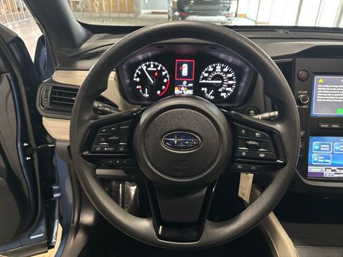 Used 2025 Subaru Forester Base image 12