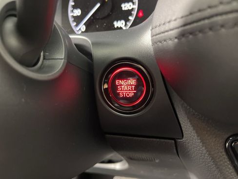 New 2026 Honda HR-V LX image 32