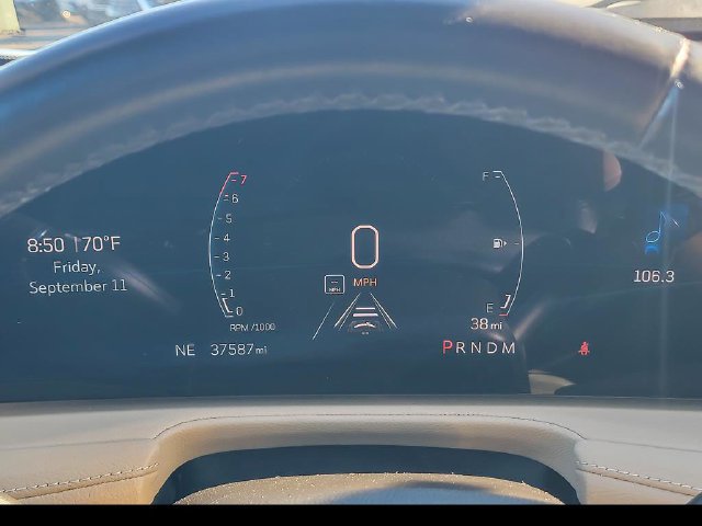 Certified 2025 Cadillac XT4 Premium Luxury FWD image 11