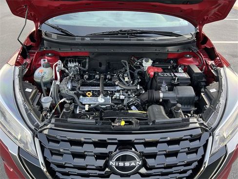 Used 2023 Nissan Kicks SR w/ SR Premium Package image 22