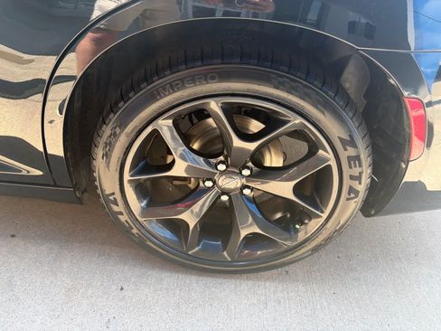 Used 2021 Chrysler 300 S RWD image 11