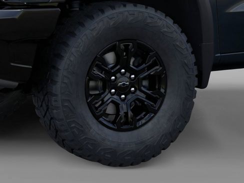 New 2026 Chevrolet Silverado 1500 ZR2 image 9