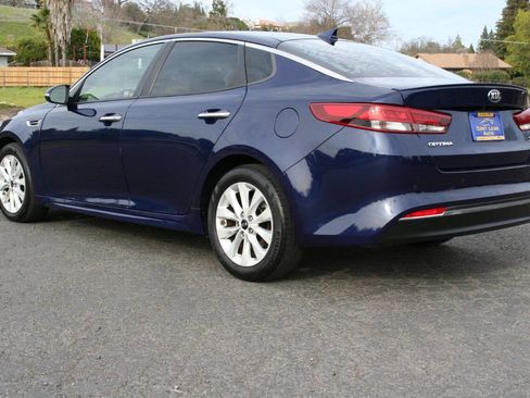 Used 2018 Kia Optima S image 7