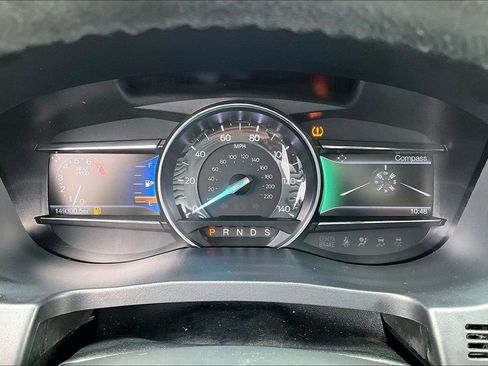 Used 2017 Ford Explorer XLT w/ Equipment Group 202A FWD image 22