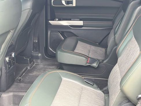 Used 2022 Ford Explorer Timberline image 12