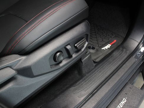 Used 2025 Toyota Tacoma TRD Pro image 62