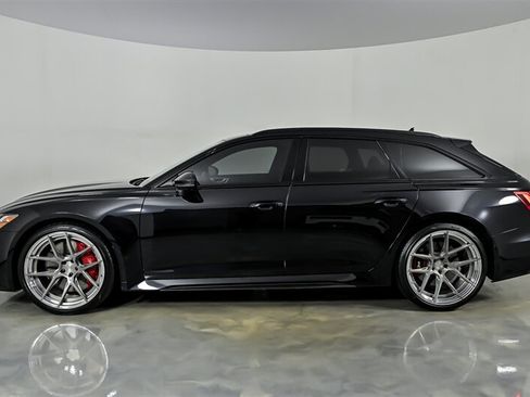 Used 2021 Audi RS 6 AWD/4WD image 6