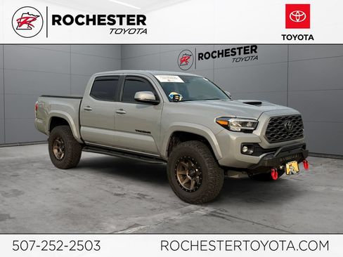 Certified 2020 Toyota Tacoma TRD Sport w/ TRD Premium Sport Package AWD/4WD image 1