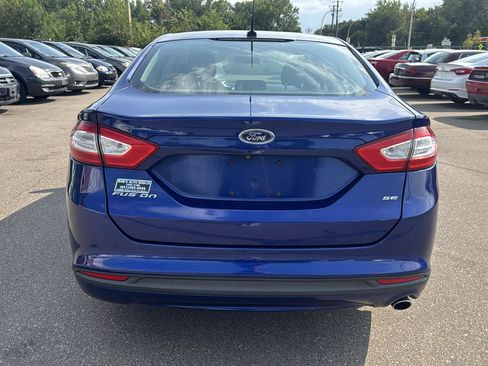 Used 2013 Ford Fusion SE FWD image 6