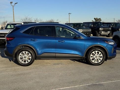 Certified 2023 Ford Escape Active w/ Tech Pack #2 image 7