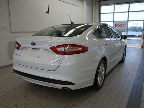 Used 2016 Ford Fusion SE w/ Equipment Group 202A FWD image 14