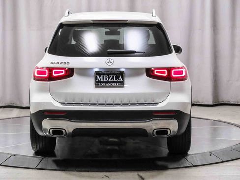 Certified 2021 Mercedes-Benz GLB 250 image 3