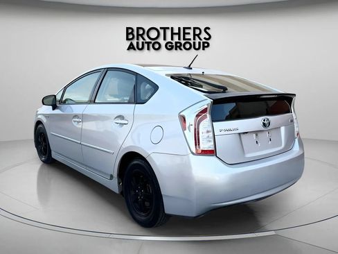 Used 2012 Toyota Prius Three w/ Solar Roof Pkg FWD image 10