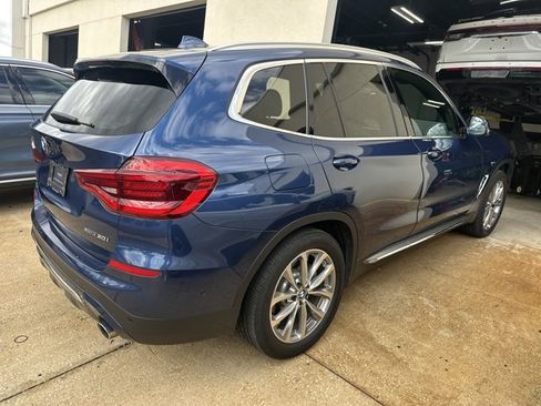 Used 2019 BMW X3 xDrive30i w/ Premium Package image 2