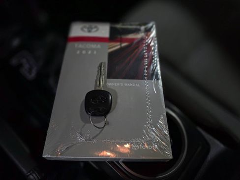 Used 2021 Toyota Tacoma SR image 38