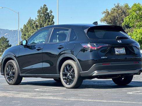 Used 2024 Honda HR-V Sport image 6