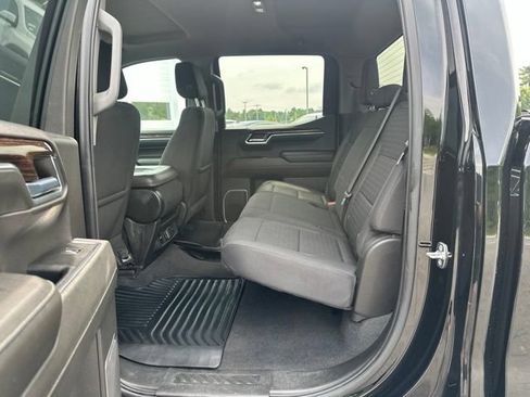 Used 2022 GMC Sierra 1500 SLE AWD/4WD image 17