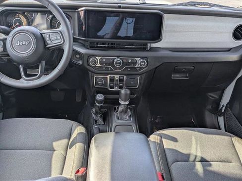 Used 2024 Jeep Wrangler Sport S image 15