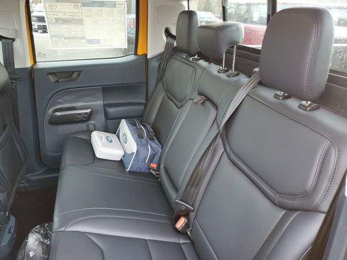 New 2026 Ford Maverick Lariat w/ Black Appearance Package image 29