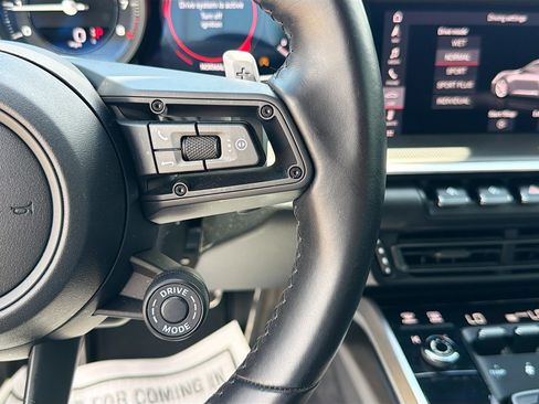 Used 2020 Porsche 911 Carrera 4S AWD/4WD image 34