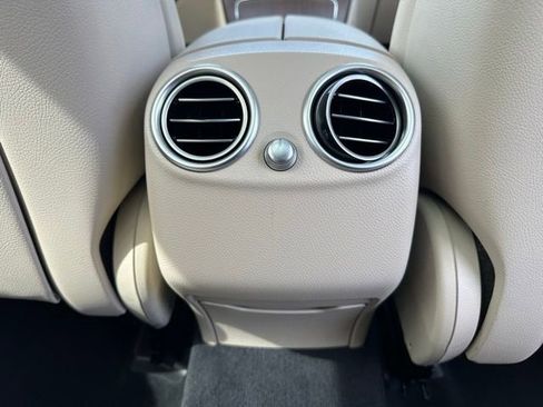 Certified 2022 Mercedes-Benz GLC 300 4MATIC image 25