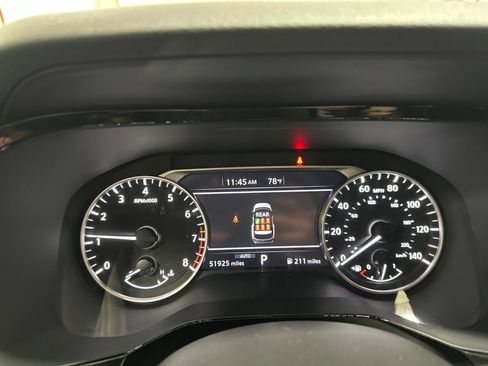 Used 2025 Nissan Pathfinder SV AWD/4WD image 40