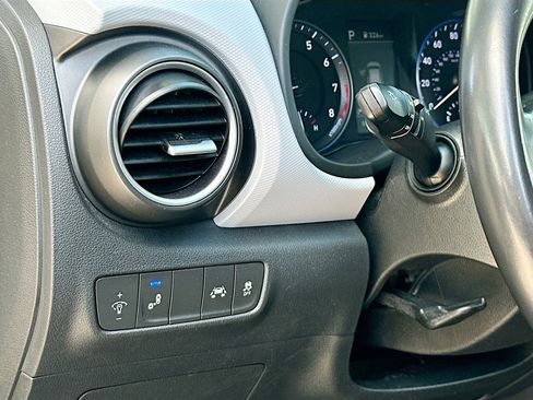 Used 2021 Hyundai Kona SEL Plus image 10