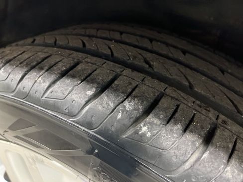 Used 2019 Chevrolet Equinox Premier image 45