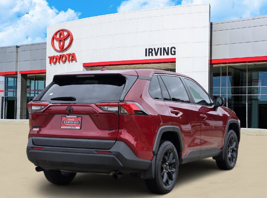 Certified 2024 Toyota RAV4 LE FWD image 4