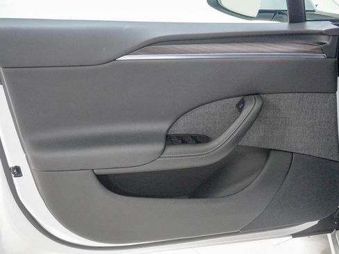 Used 2021 Tesla Model S Long Range image 14