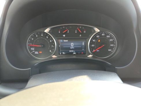 Used 2024 GMC Terrain SLE image 12