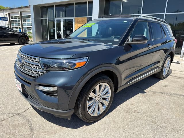 Used 2022 Ford Explorer Limited w/ Hybrid Equipment Group 310A AWD/4WD image 3