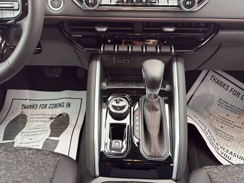 New 2026 Chevrolet Colorado Z71 image 17