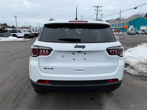 Used 2026 Jeep Compass Latitude w/ Quick Order Package 29K image 7