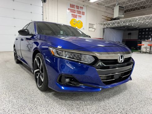 Used 2021 Honda Accord Sport image 1