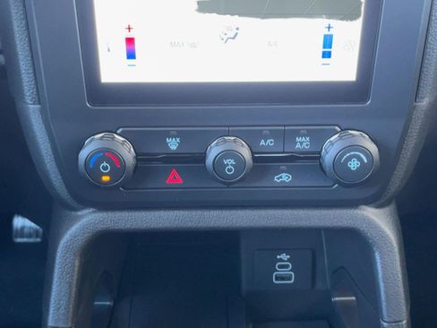 New 2025 Ford Ranger XL AWD/4WD image 16