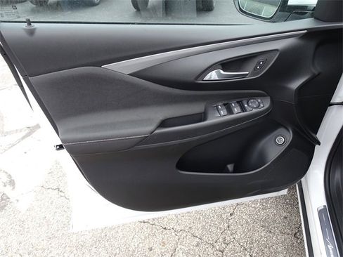 New 2026 Buick Envista Avenir image 14