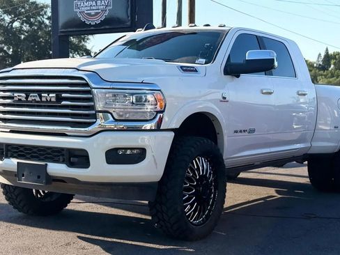 Used 2022 RAM 3500 Limited AWD/4WD image 21