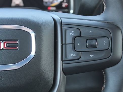 Used 2025 GMC Sierra 2500 AT4 w/ AT4 Premium Plus Package AWD/4WD image 25