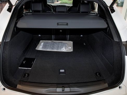 New 2025 Maserati Grecale GT image 22