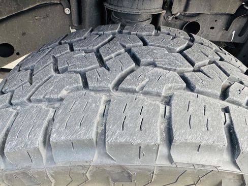 Used 2021 Jeep Wrangler Unlimited Sahara image 35