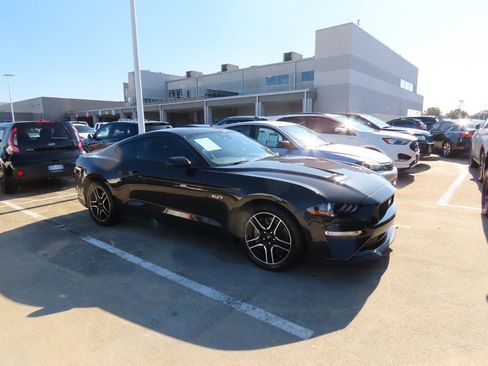 Certified 2022 Ford Mustang GT Premium image 6