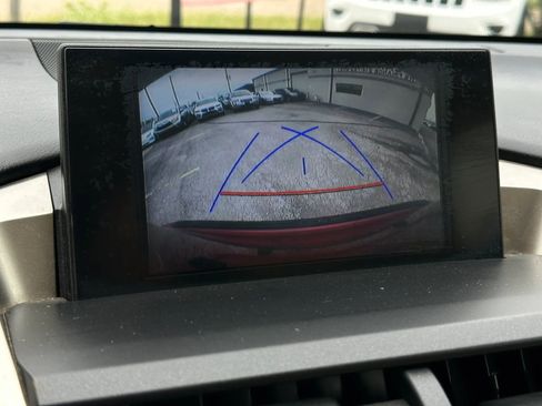 Used 2016 Lexus NX 200t FWD image 31