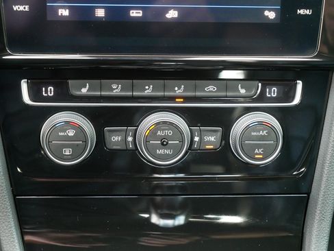 Used 2019 Volkswagen Golf R 4-Door AWD/4WD image 23