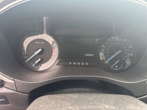 Used 2015 Ford Fusion SE FWD image 5