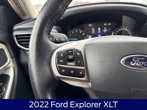 Used 2022 Ford Explorer XLT AWD/4WD image 21