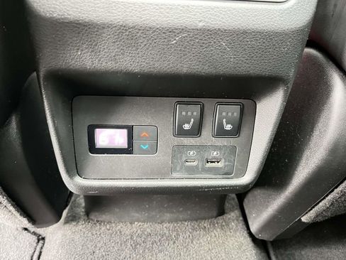 Used 2021 Nissan Rogue Platinum image 31