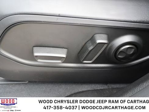 Used 2023 Jeep Grand Cherokee Trailhawk AWD/4WD image 19