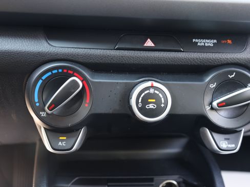 Used 2023 Kia Rio S FWD image 8