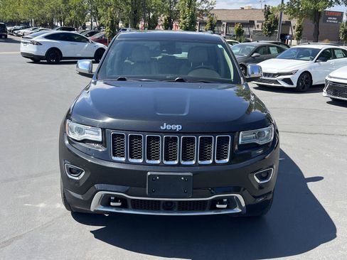 Used 2015 Jeep Grand Cherokee Overland w/ Advanced Technology Group AWD/4WD image 3